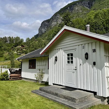 Dalhus - House In The Valley Norddal Exterior photo